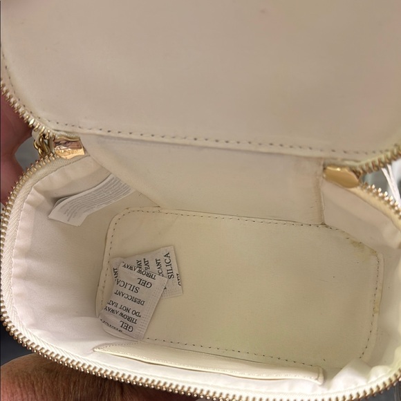 Valentino Orlandi Cream and Gold Mini Bag with Quilted Design
$99.00 TODAY ONLY - Picture 4 of 14